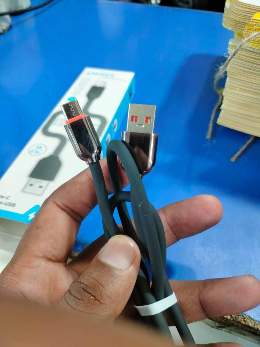 Anker PowerLine ইউএসবি-সি টু ইউএসবি-এ ফাস্ট চার্জিং কেবল