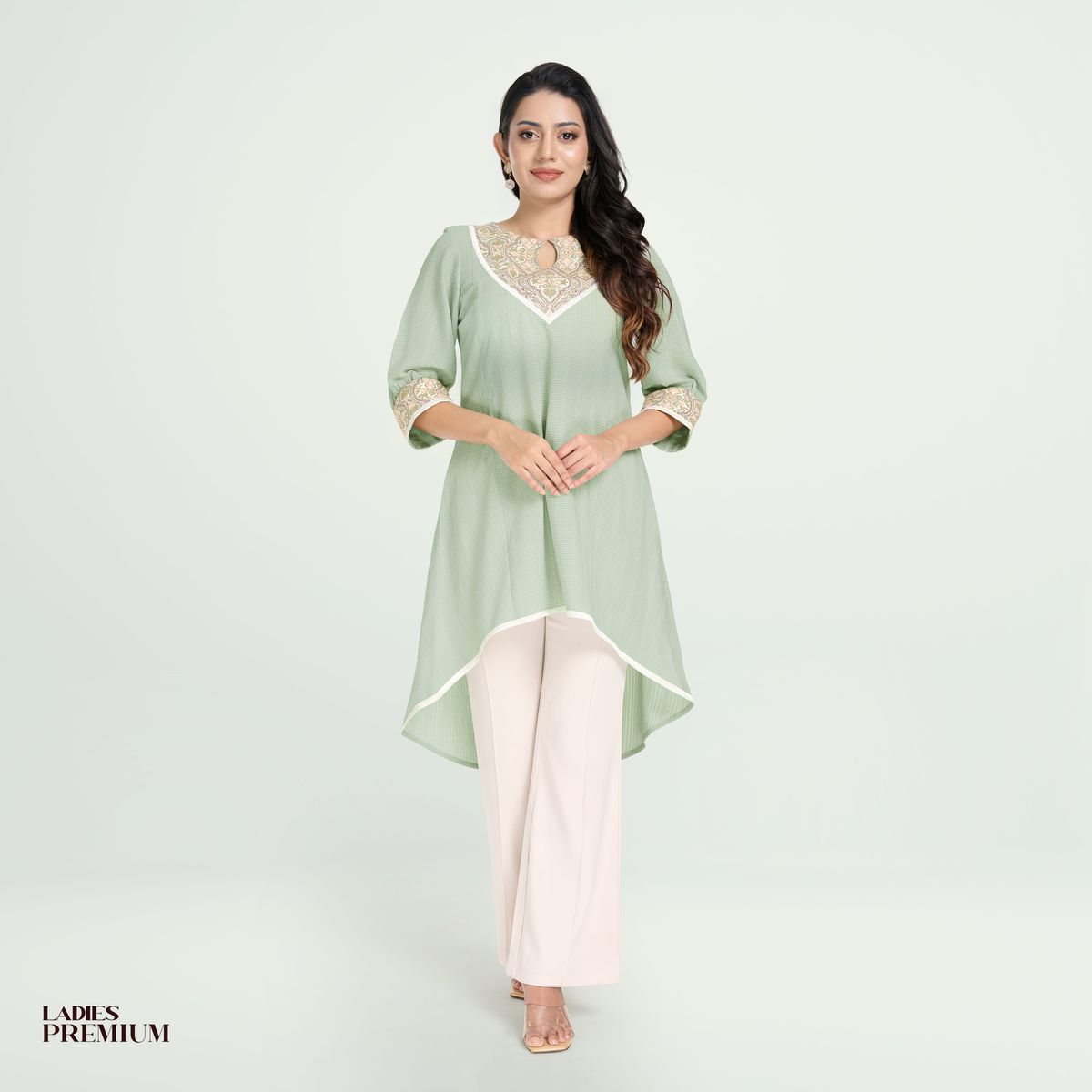 Fabrilife উইমেনস প্রিমিয়াম টিউনিক - সোলেয়ান