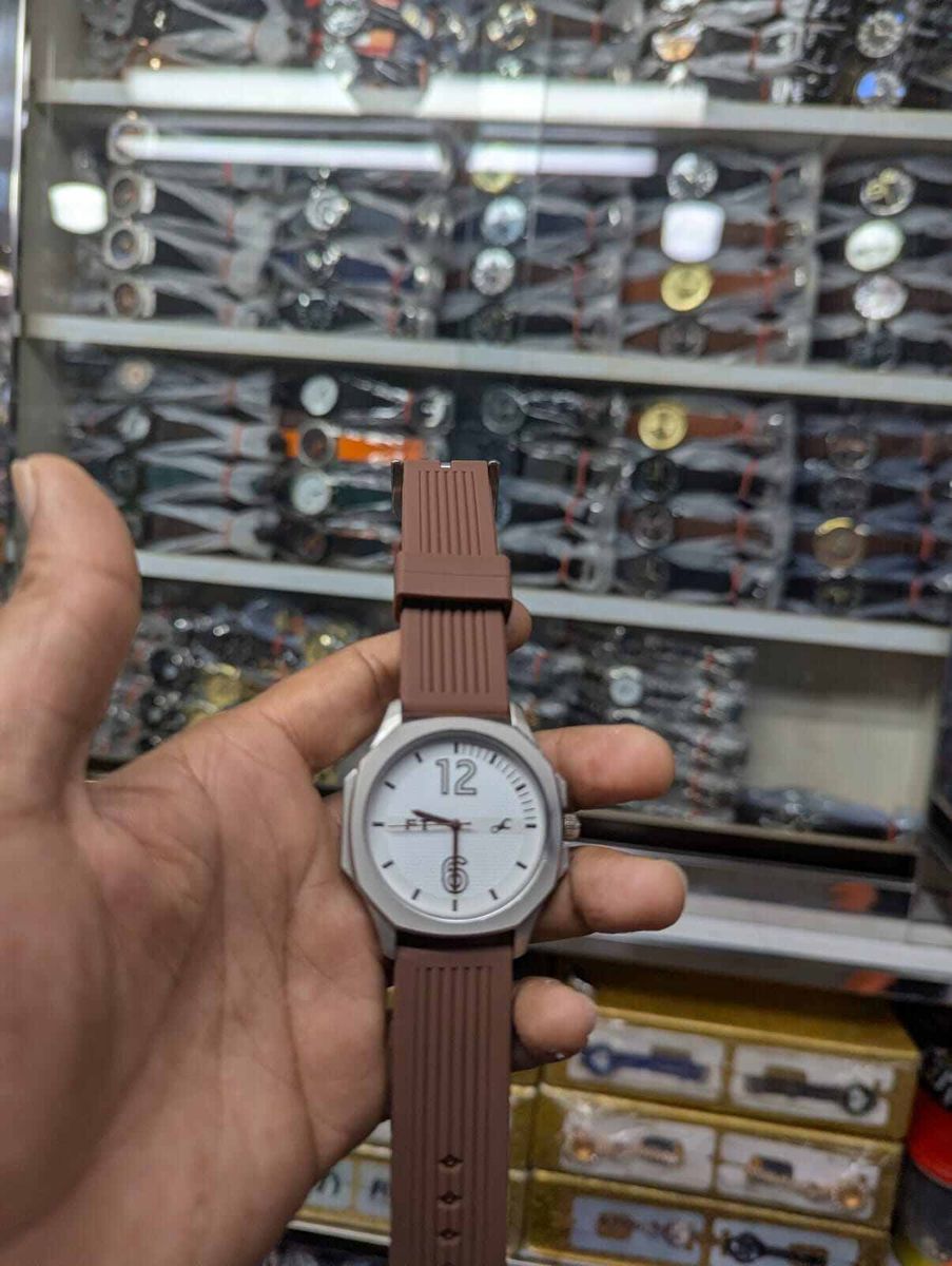 Fastrack স্টানার্স স্পোর্টি ডায়াল পুরুষদের ক্যাজুয়াল রিস্টওয়াচ thumbnail 4