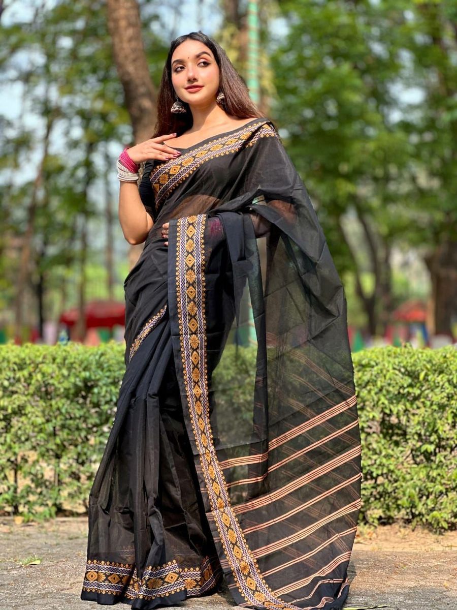 হাফ সিল্ক টাঙ্গাইল তাঁত শাড়ি alternate view